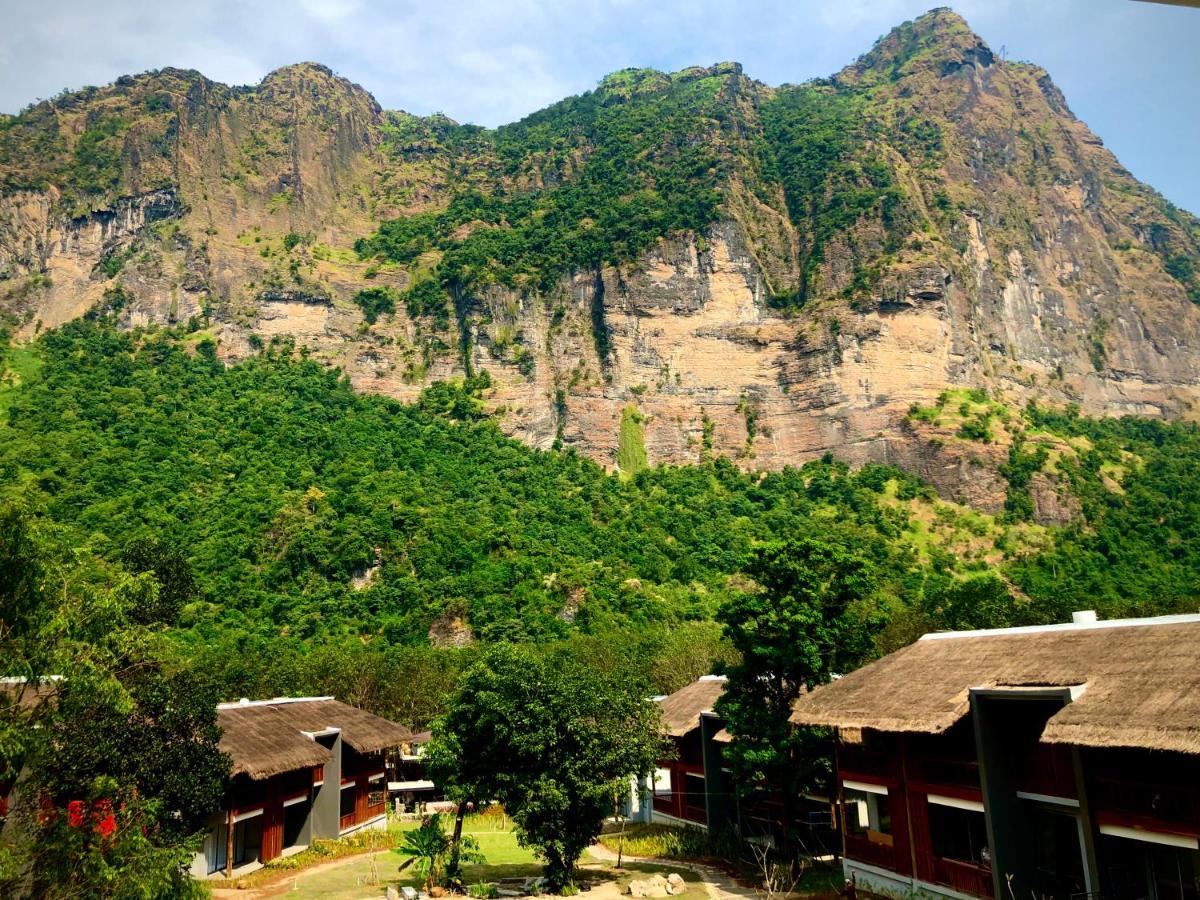 Zwekapin Valley & Hpa-an